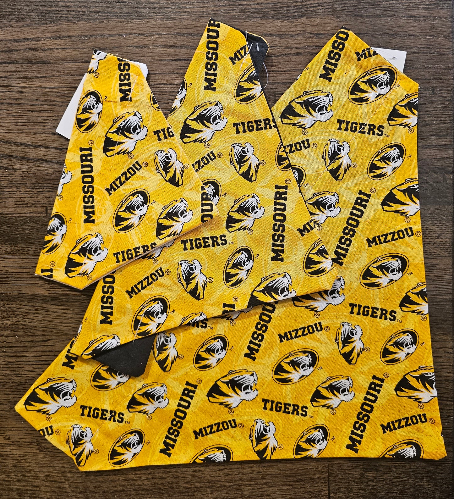 Pet Bandana "Mizzou" by PawsAbilities