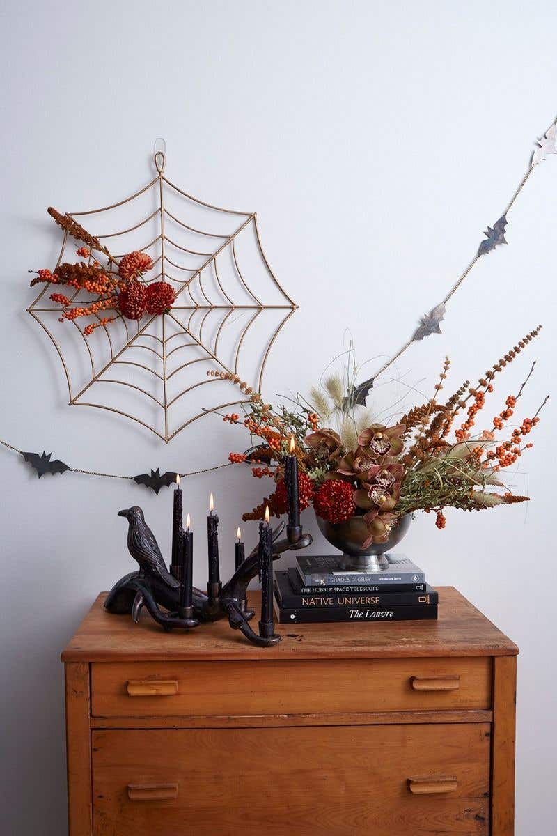 Bat Garland