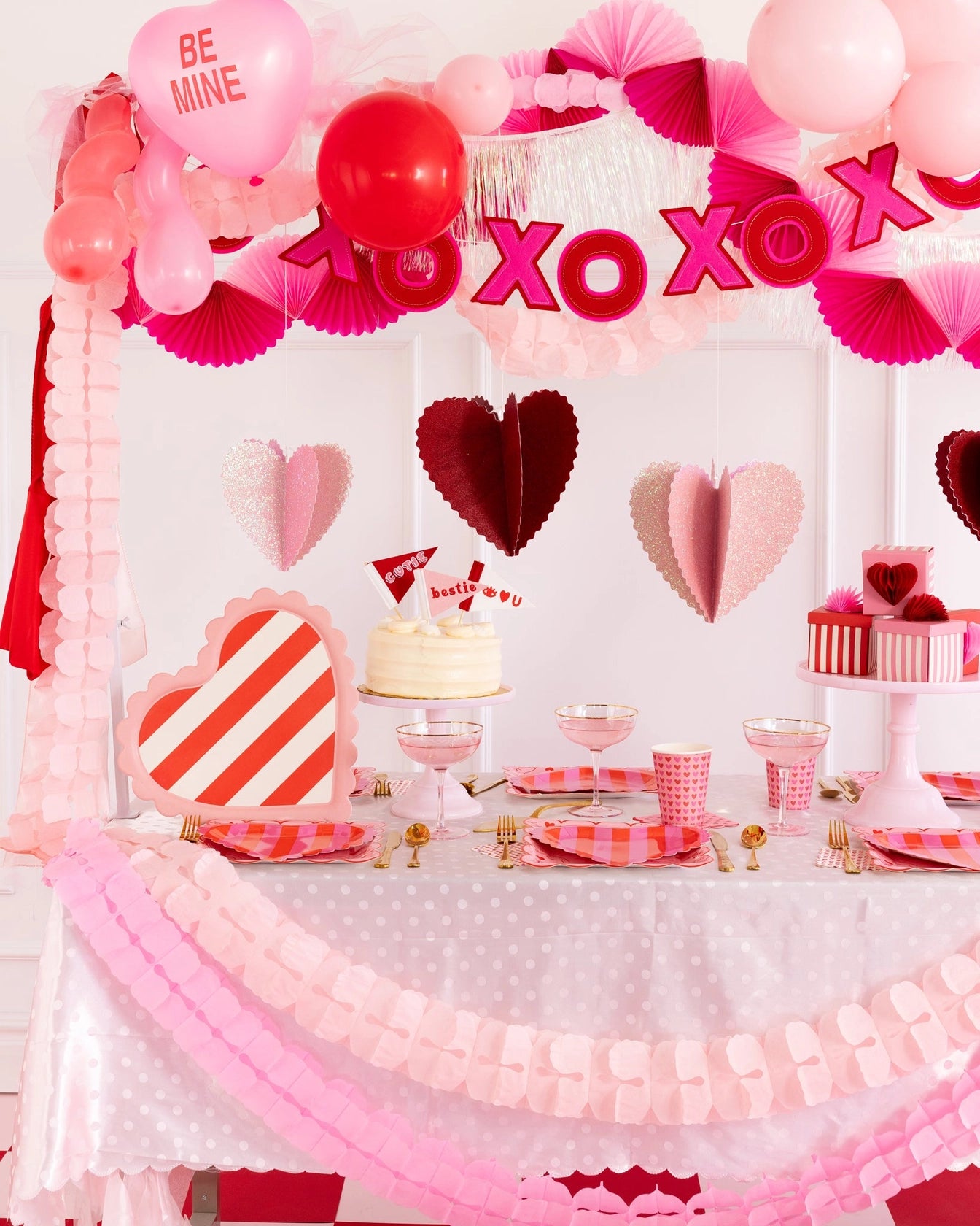 Bamboo Tray, Scalloped Striped Heart