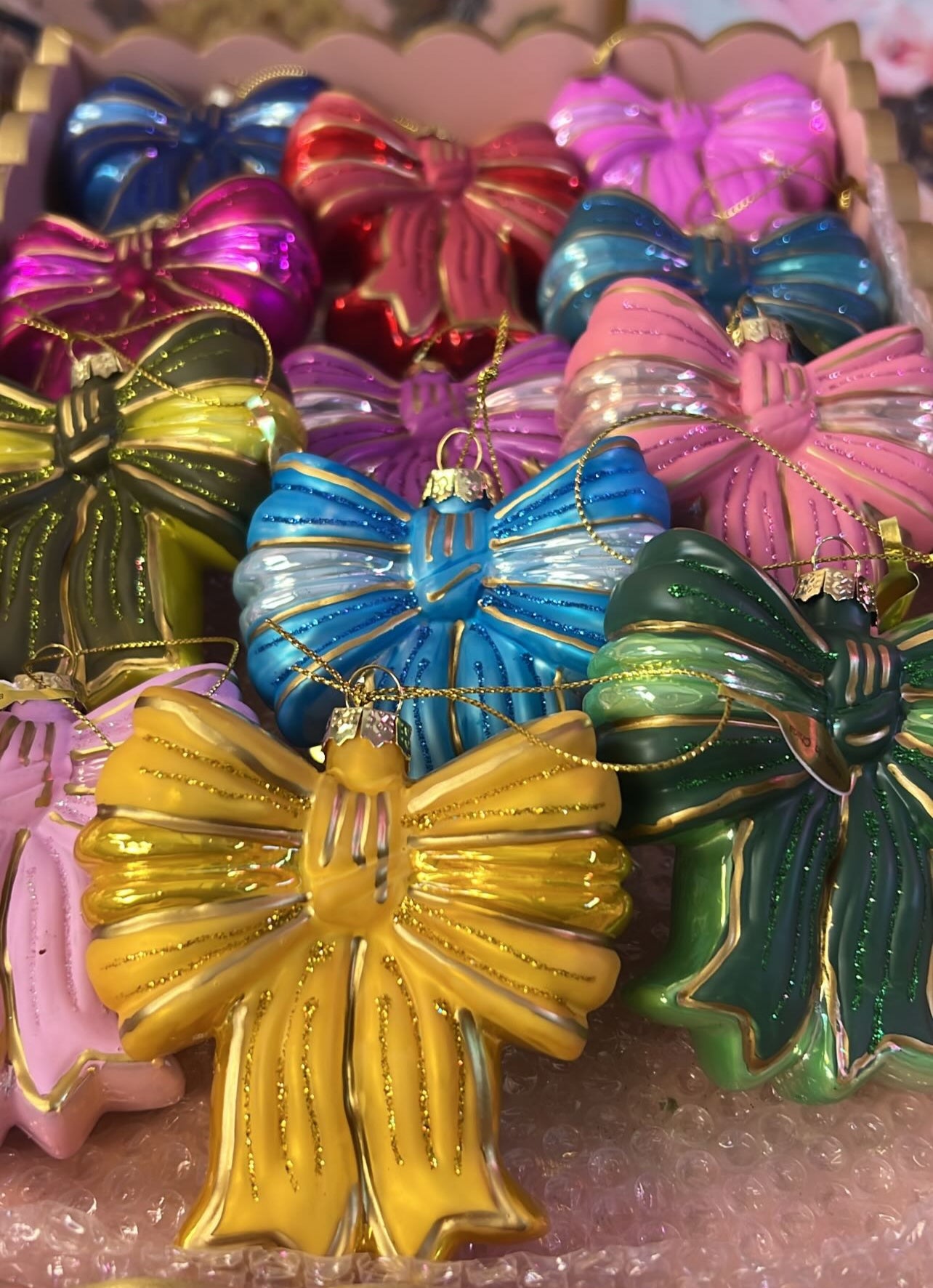 "Satin Bows" Holiday Ornaments Set (lg)  Pre order