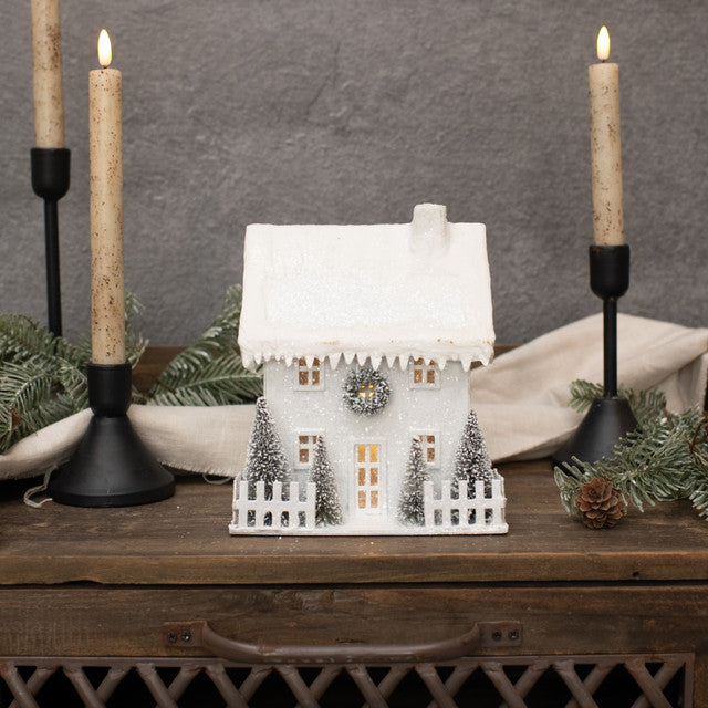Holiday House "Lighted White Colonial Home"