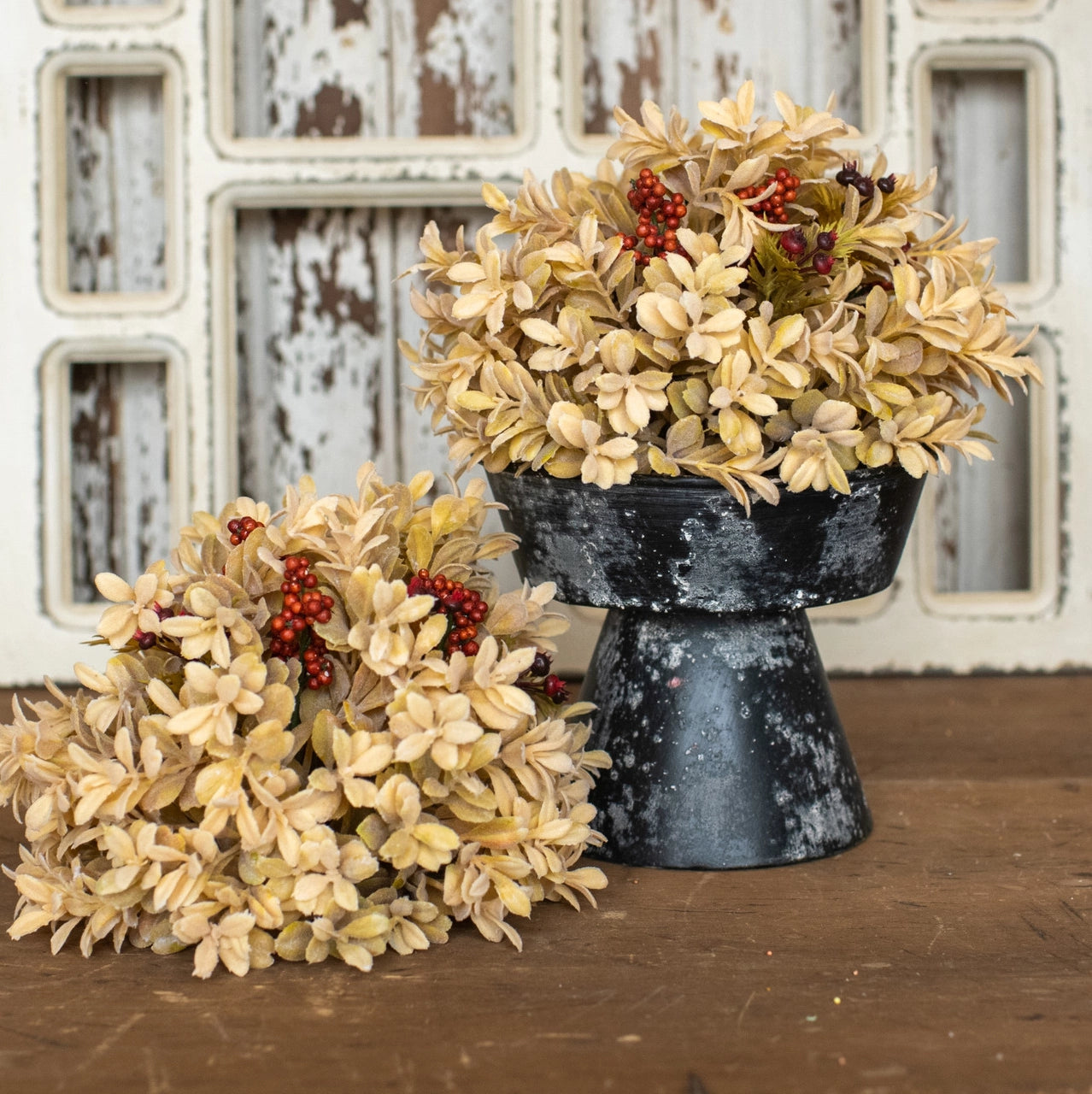 Rust & Wheat Boxwood Half Ball w/ Berries, 8"