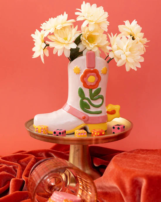 Vase, Giddy Up