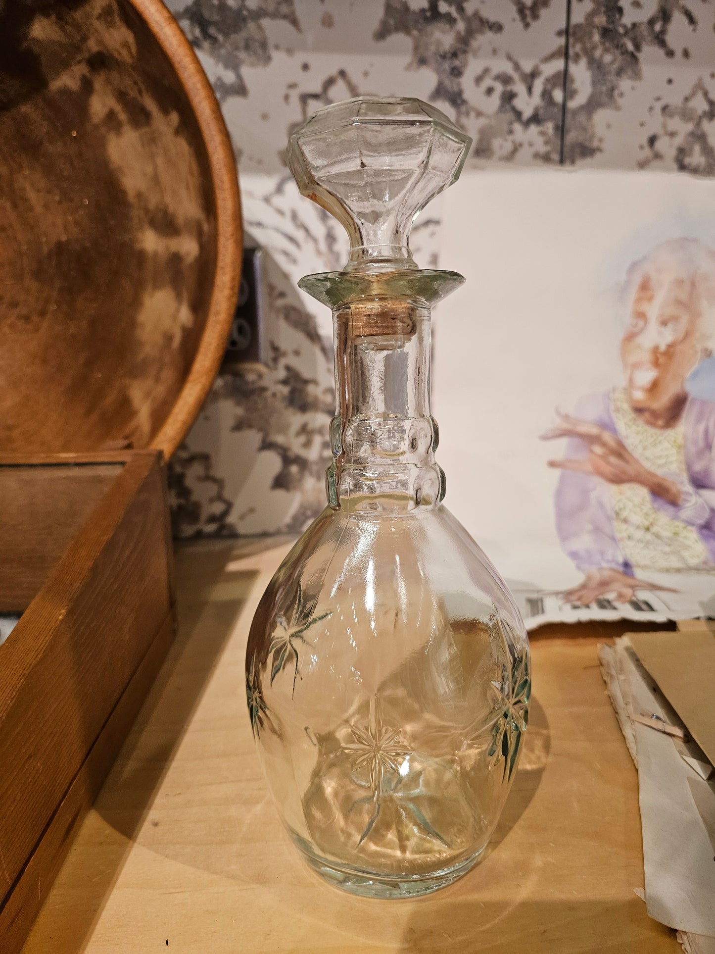 1920s Glass Decanter with Stopper, Starburst Pattern