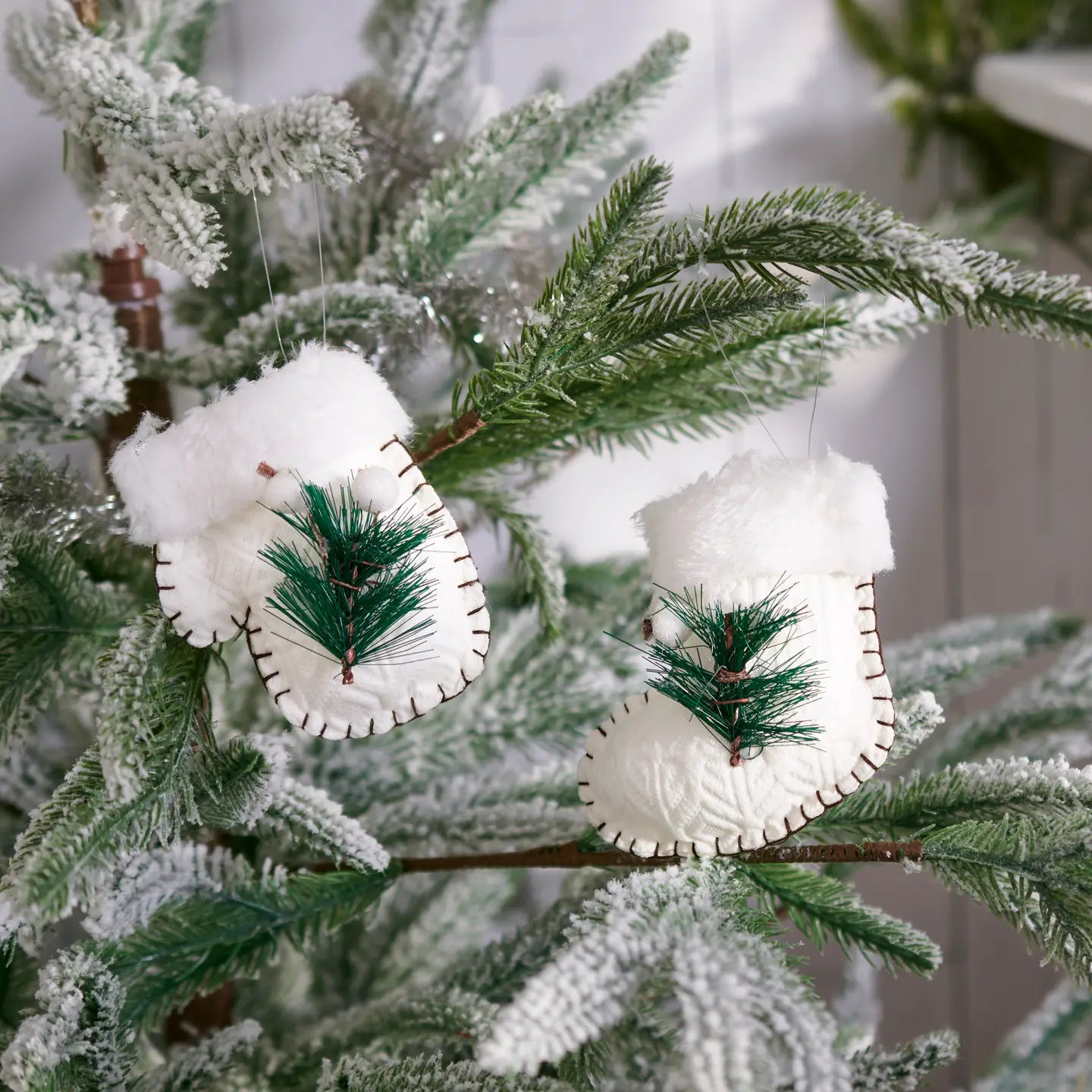 Mitten & Stocking Ornament Set