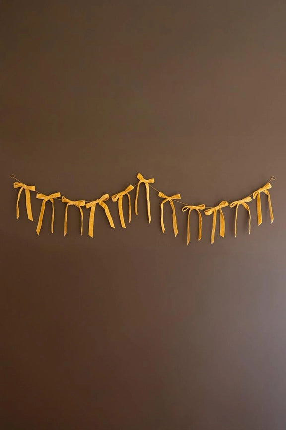 Velvet Bow Garland - Gold