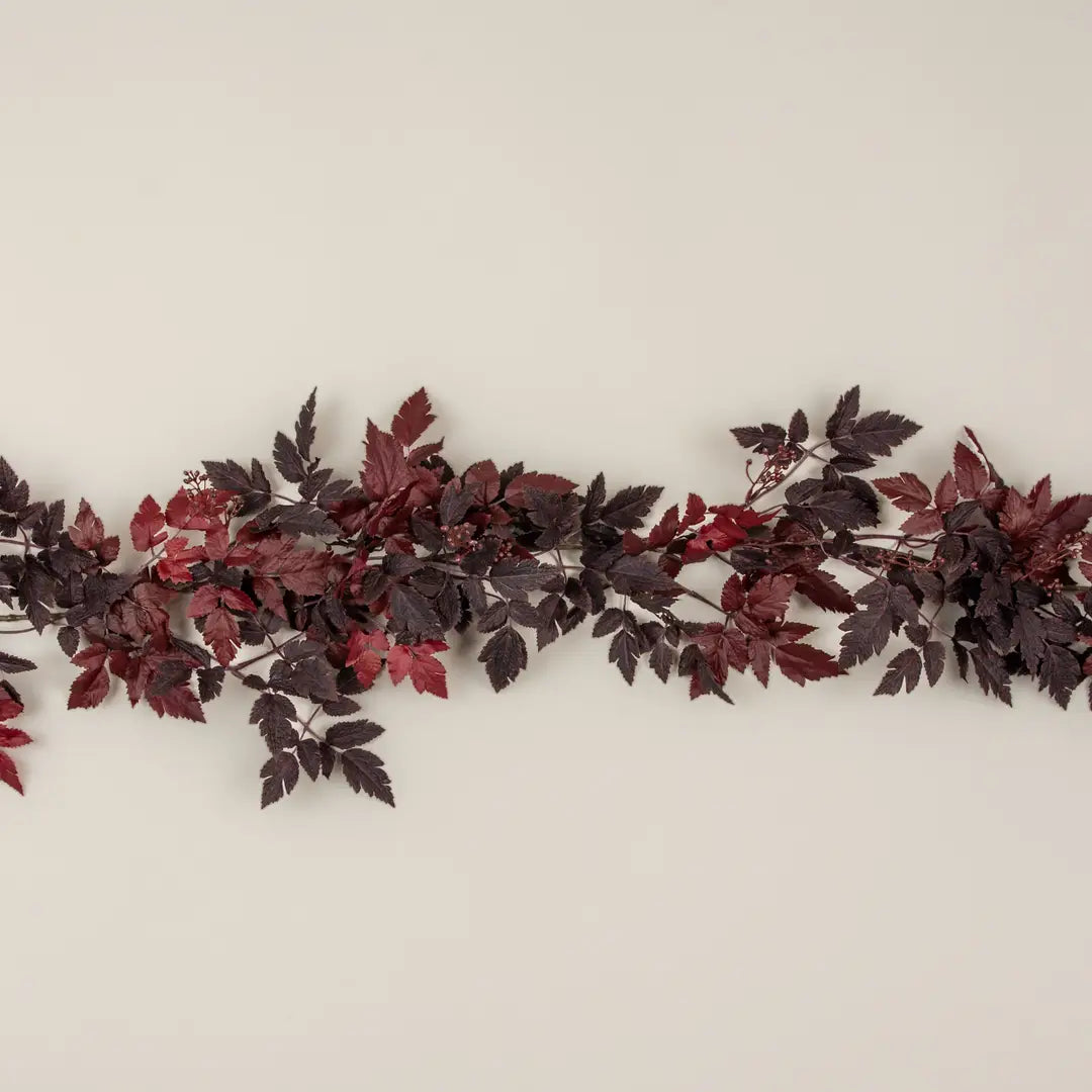 Actaea Leaf & Berry Garland, Burgundy 6'