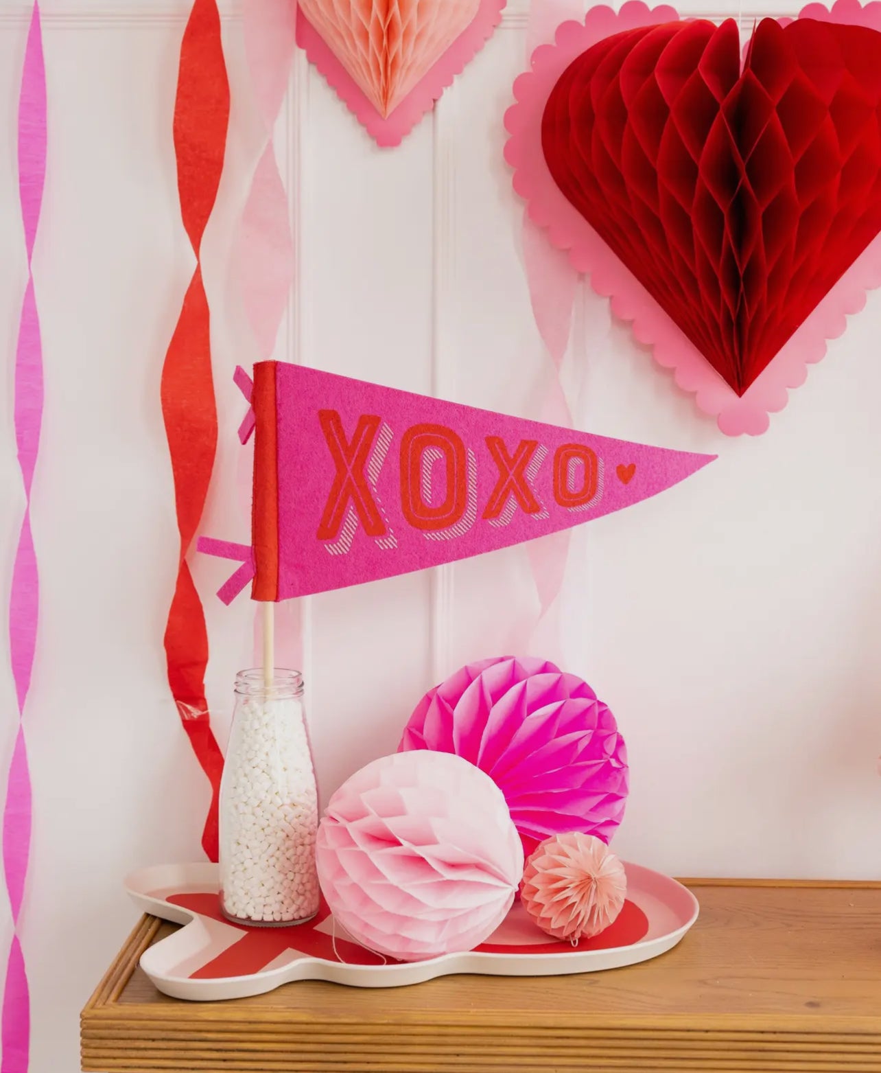 Felt Pennant "Valentine “XOXO”