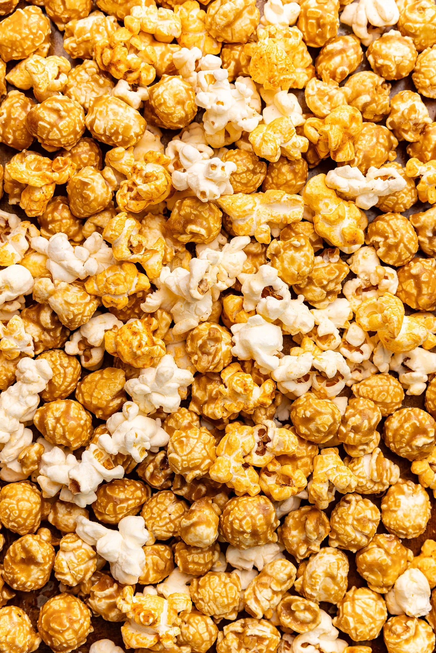 Hand-crafted Popcorn, Poppy Mix (Carmel & Jalapeño Cheddar)