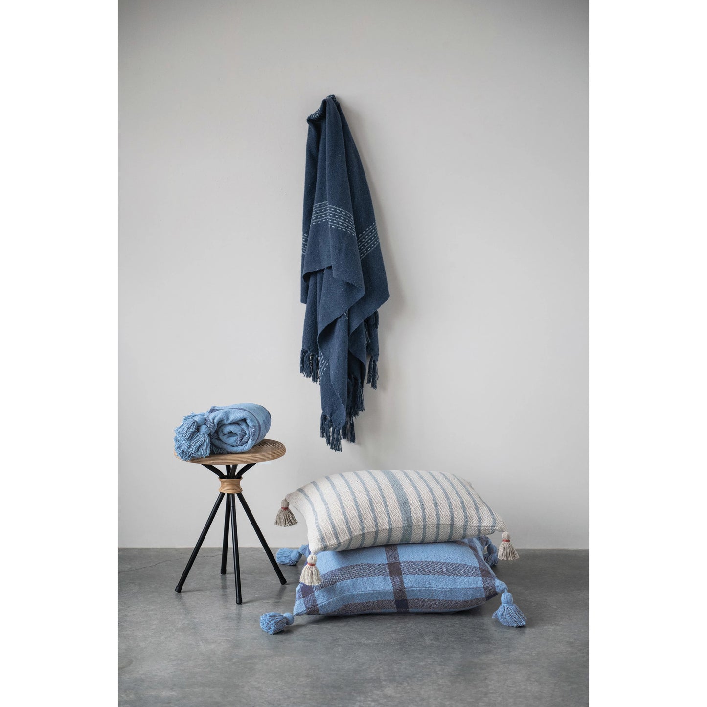 Woven Pillow Recycled Cotton Blend with Tassels