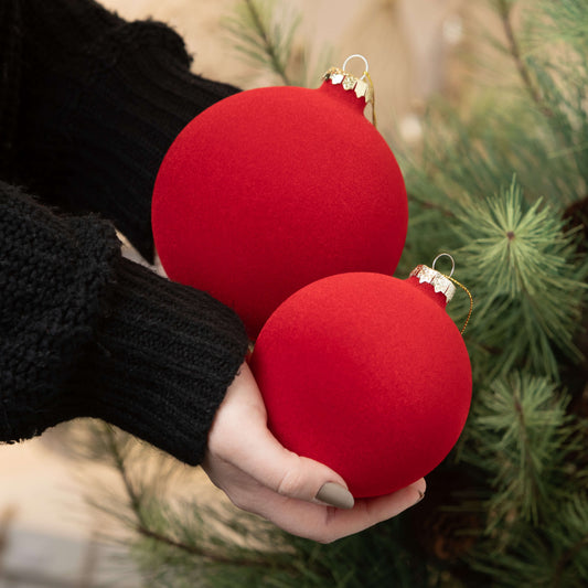 Ornament Ball, Red Velvet