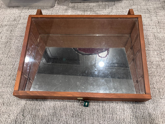 Vintage Glass Display Case (Pickup only in Olathe, KS)