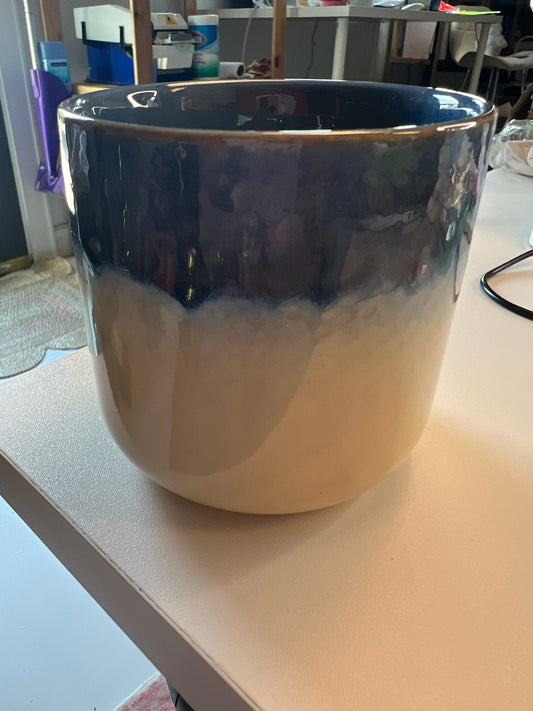 Planter, Two Toned