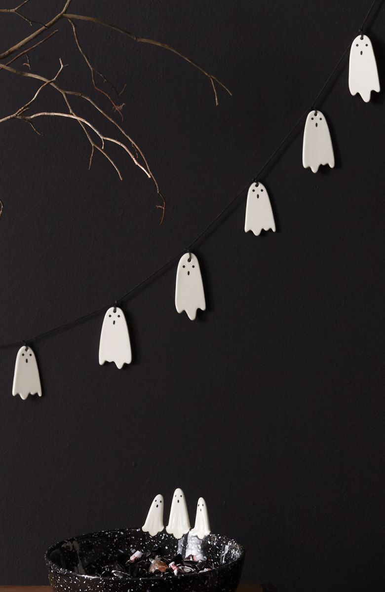 Spooky Ghost Garland