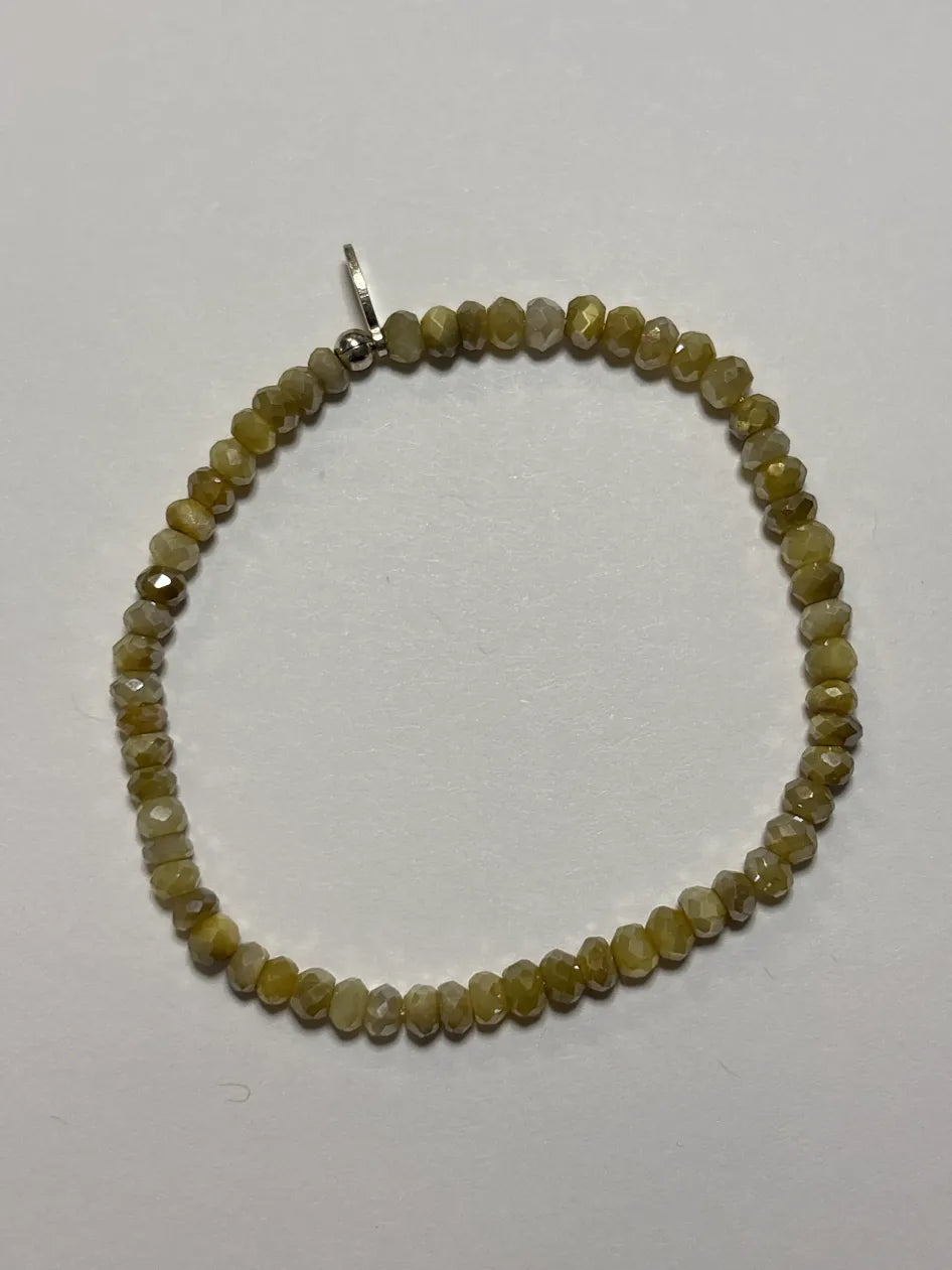 Giggle Bracelet 6.25", 3mm Moonstone (RLxCL2026)